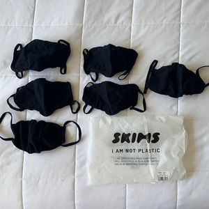 6 Skims Face Masks